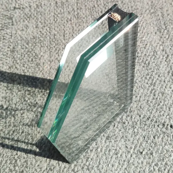 Gloine Inslithe le haghaidh Doirse agus Windows