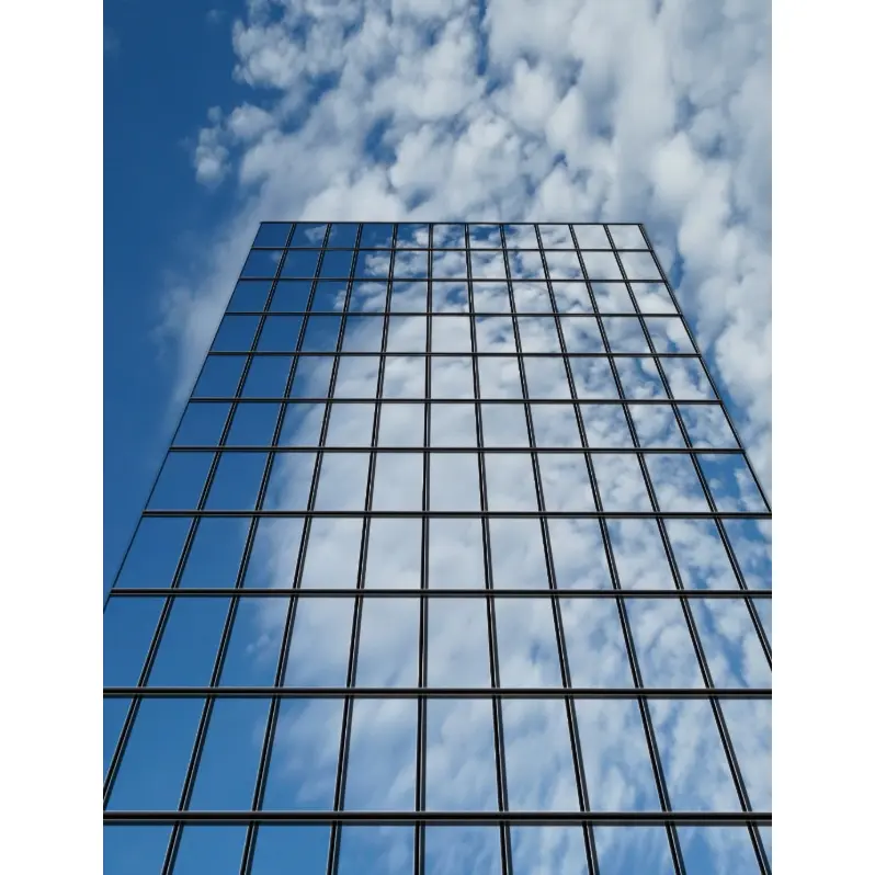 Gloine Íseal-E le haghaidh Ballaí Cuirtín