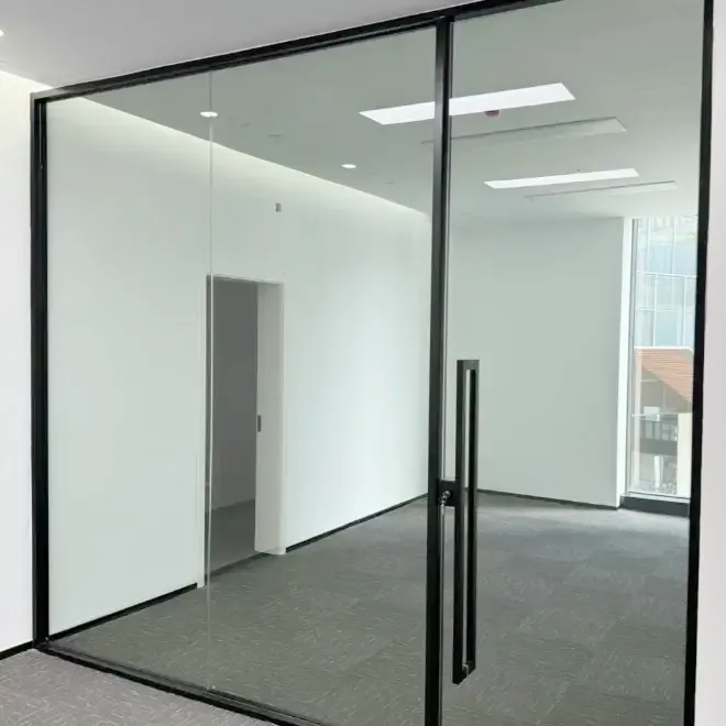 Gloine Tempered le haghaidh Doirse agus Windows